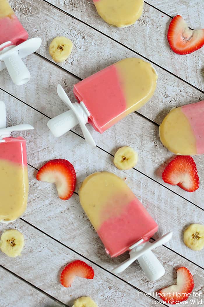 Healthy Banana Popsicles (With Yogurt + Fruit)