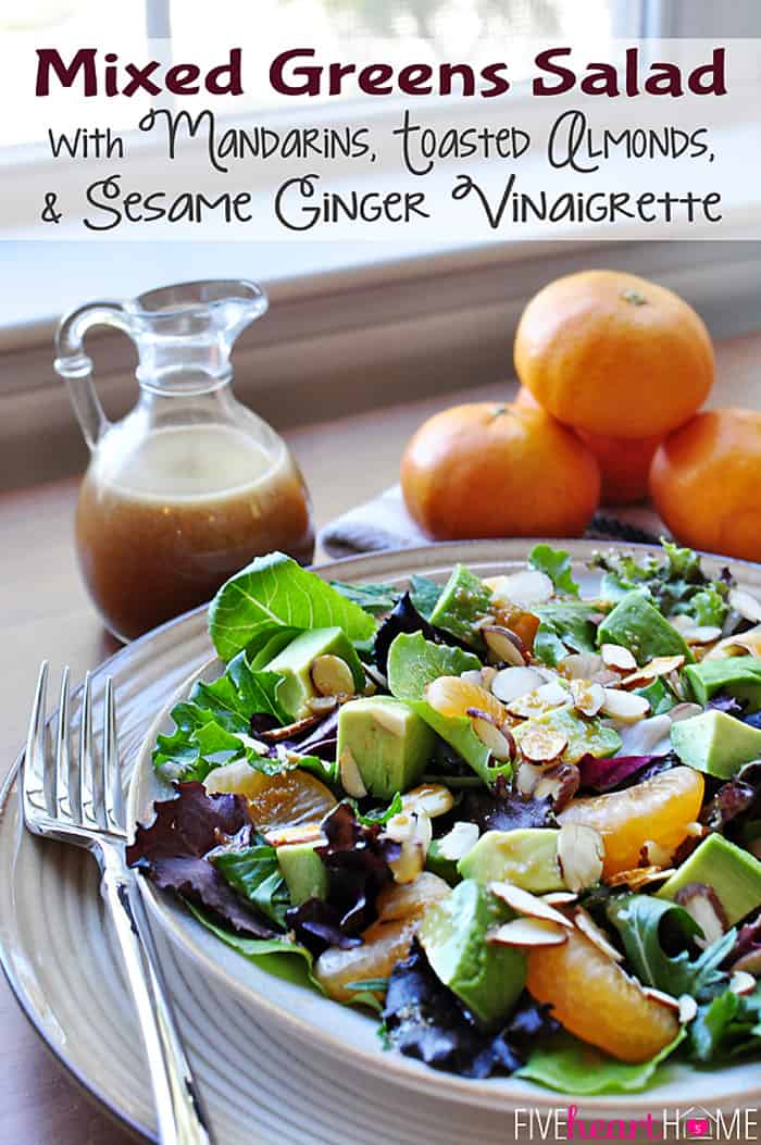 Asiatisk Salat med Sesam Ginger Vinaigrette ~ har blandede greener toppet med søte oransje segmenter, knasende mandler, kremete avokadobiter og En Asiatisk salatdressing som er fullstappet med smaker av ingefær, hvitløk, sesam, soyasaus, riseddik og honning! / Femhjemme.Asiatisk Salat har blandet greener toppet med søte appelsin segmenter, crunchy mandler, kremet avokado biter og En Sesam Ingefær Vinaigrette som er fullstappet med smaker av ingefær, hvitløk, sesam, soyasaus, ris eddik, og honning!'s bursting with flavors of ginger, garlic, sesame, soy sauce, rice vinegar, and honey! | FiveHeartHome.com via @fivehearthome