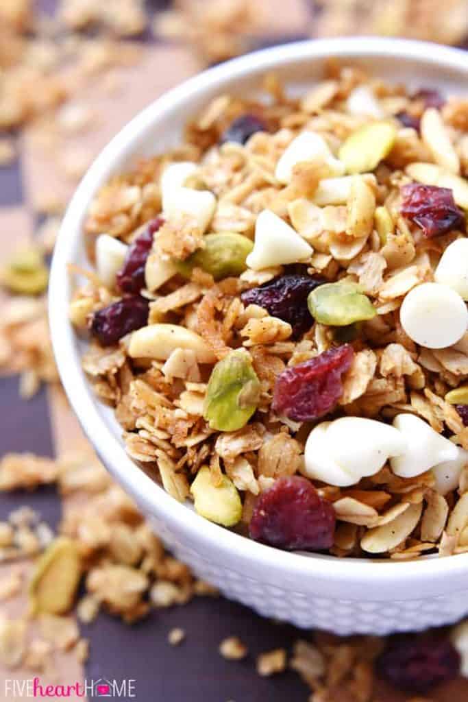 YUMMY Gingerbread Granola {with Christmas colors!} • FIVEheartHOME