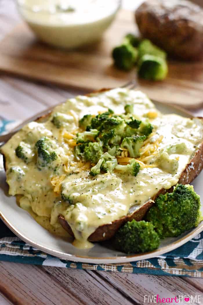 https://www.fivehearthome.com/wp-content/uploads/2015/01/Broccoli-Cheese-Sauce-Baked-Potatoes-All-Natural-by-Five-Heart-Home_700pxScene.jpg