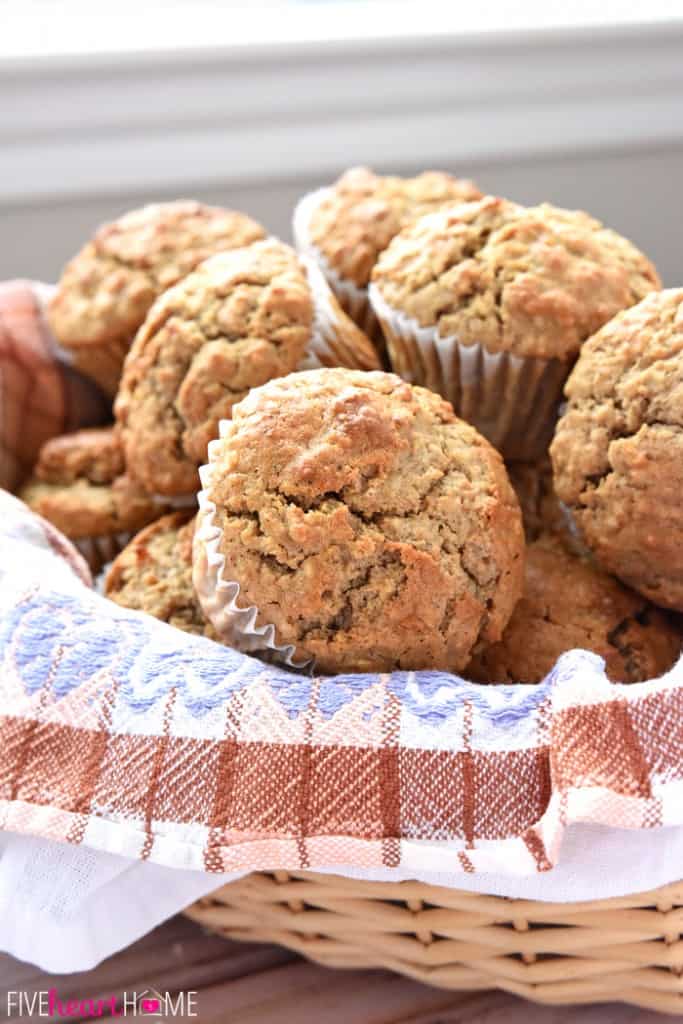 The Most AMAZING Spiced Oatmeal Muffins • FIVEheartHOME