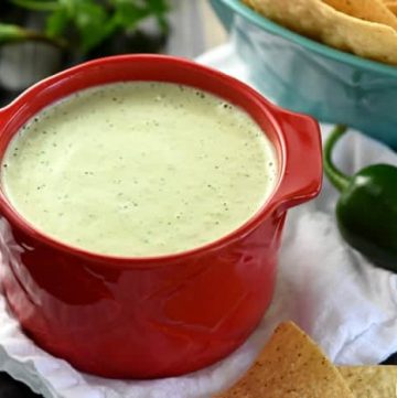 Creamy Jalapeño Dip {Chuy's Copycat Recipe} • FIVEheartHOME