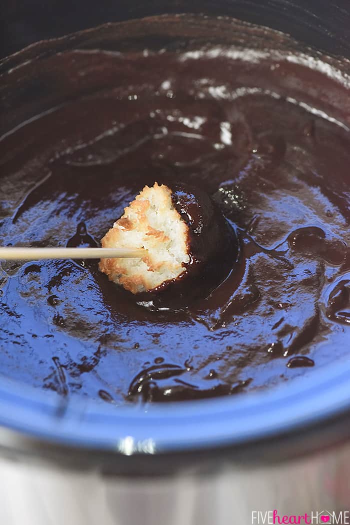 Little Dipper CrockPot Peanut Butter Fondue - A Year of Slow Cooking
