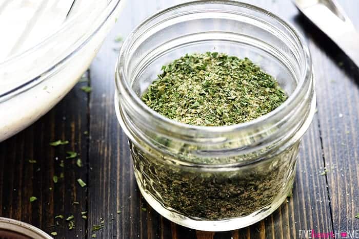 https://www.fivehearthome.com/wp-content/uploads/2018/05/Homemade-Ranch-Dressing-Seasoning-Mix-Recipe-DIY-How-to-Make-by-Five-Heart-Home_700pxHoriz.jpg