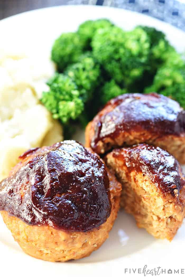 Yummy & Easy Turkey Meatloaf Muffins • FIVEheartHOME