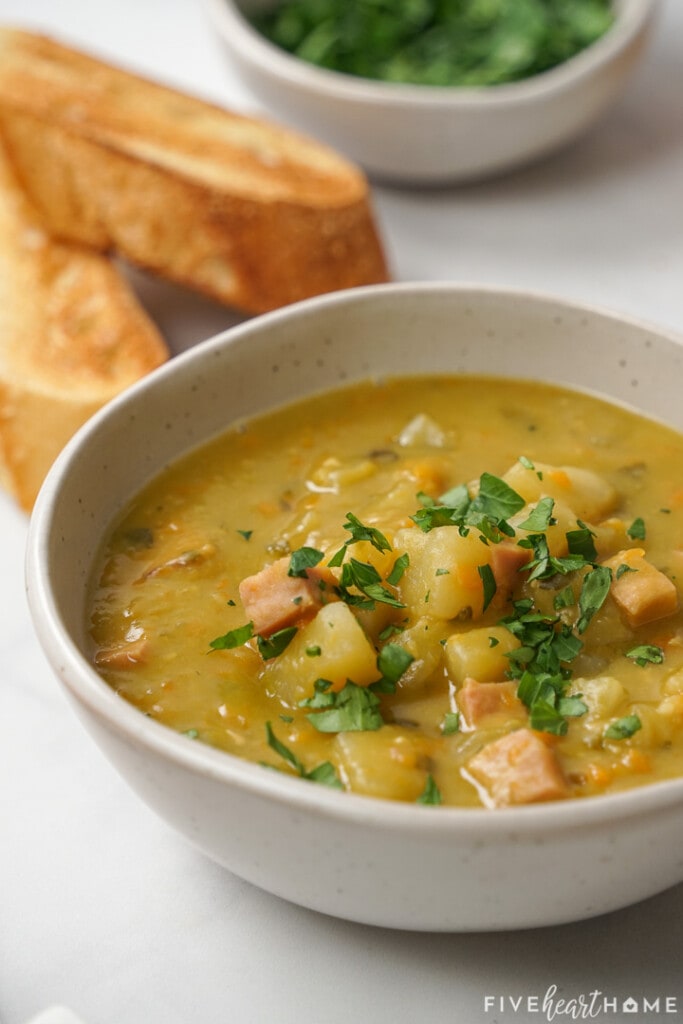 Slow Cooker Split Pea Soup Recipe — Eatwell101