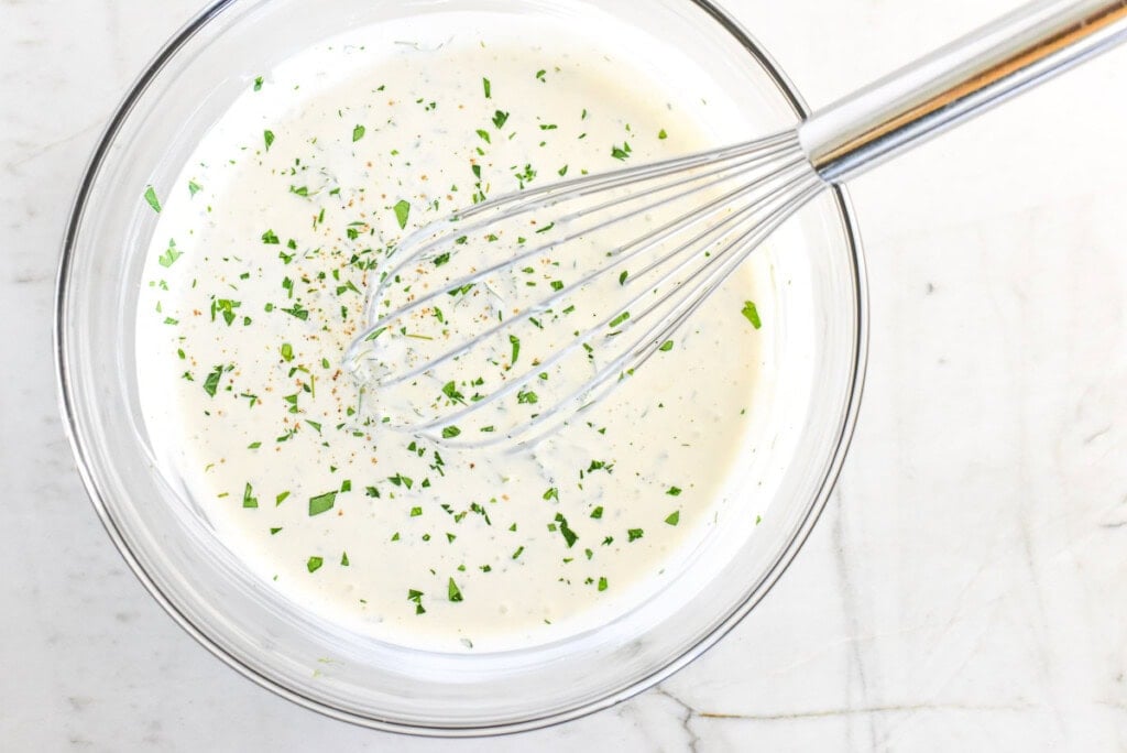 How to make ranch in bowl with whisk.